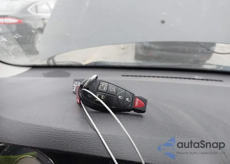 2015 Chrysler Town & Country Touring from USA, damaged, VIN 2C4RC1BG6FR564815